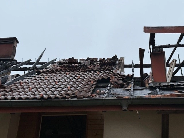 zihler mfh sanierung r&ouml;tistrasse dachstock