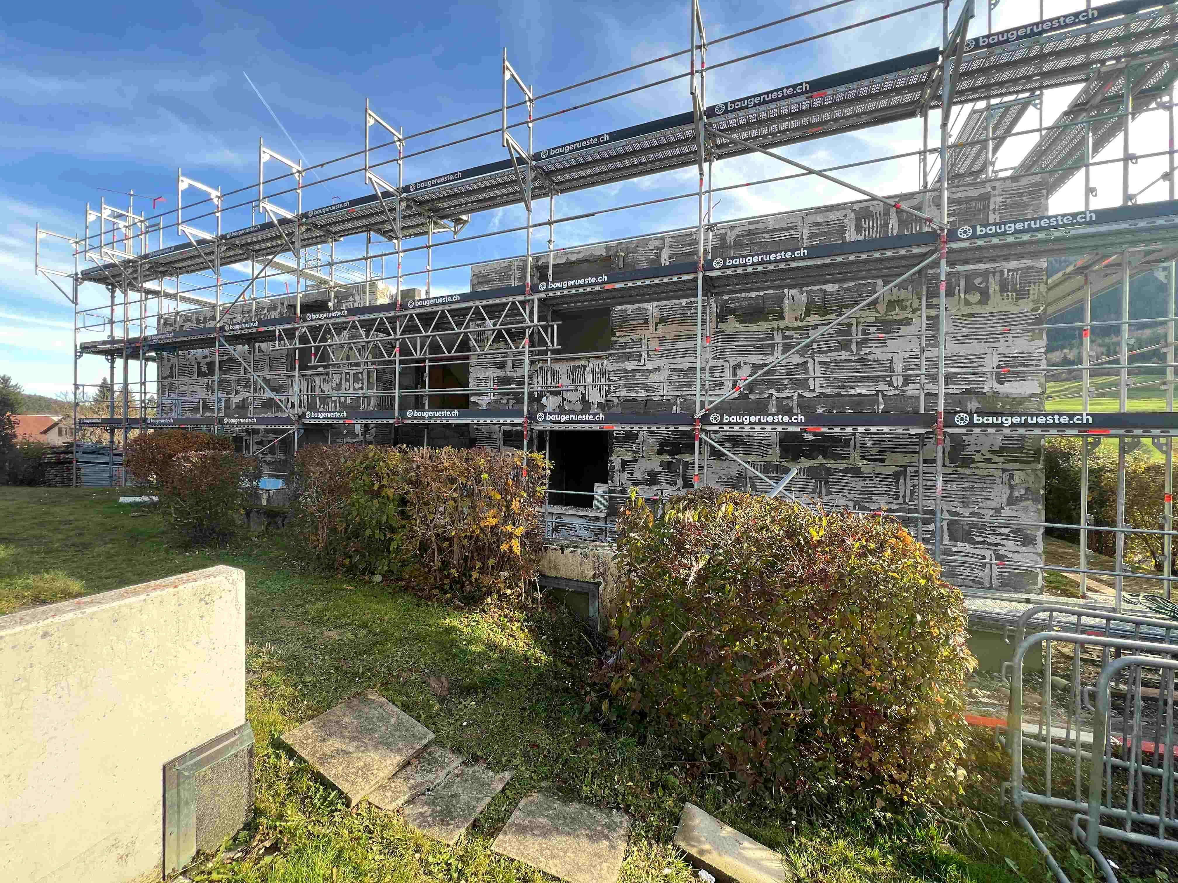 zihler mfh sanierung r&ouml;tistrasse r&uuml;ckbau ger&uuml;st